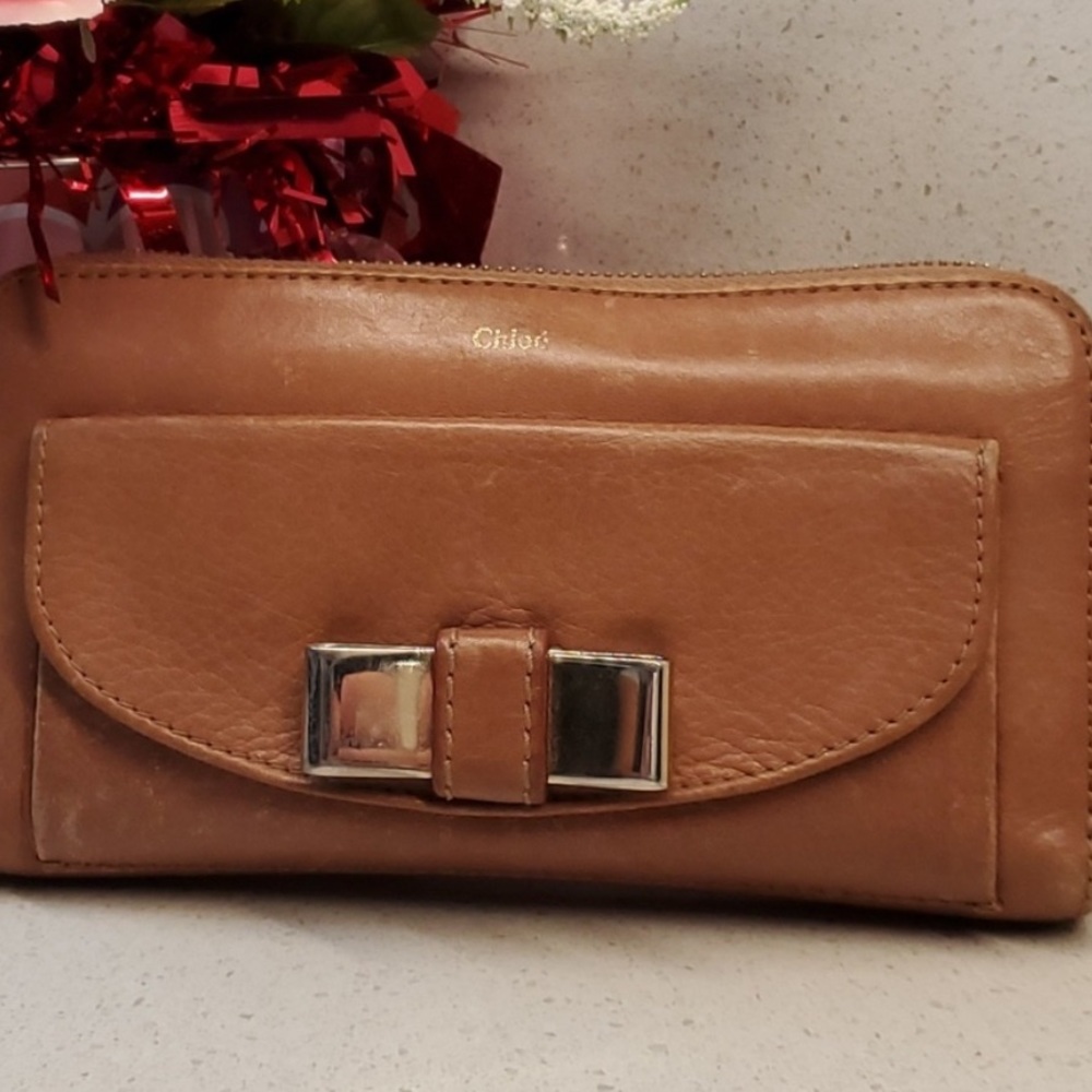 Chloe Lily Long Wallet 💯 % authentic!!